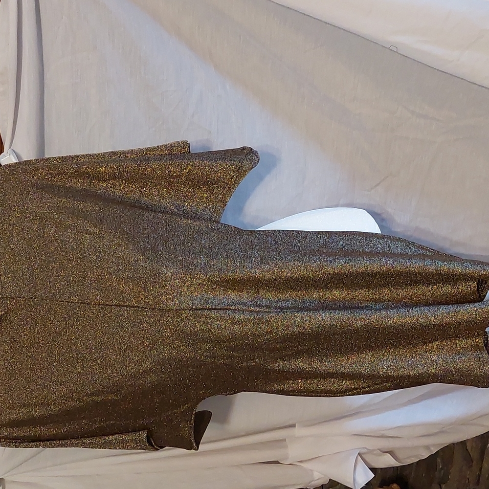 Dress - Picture 2 of 3